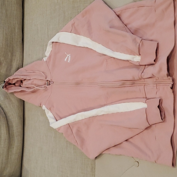 Puma top - Picture 1 of 3